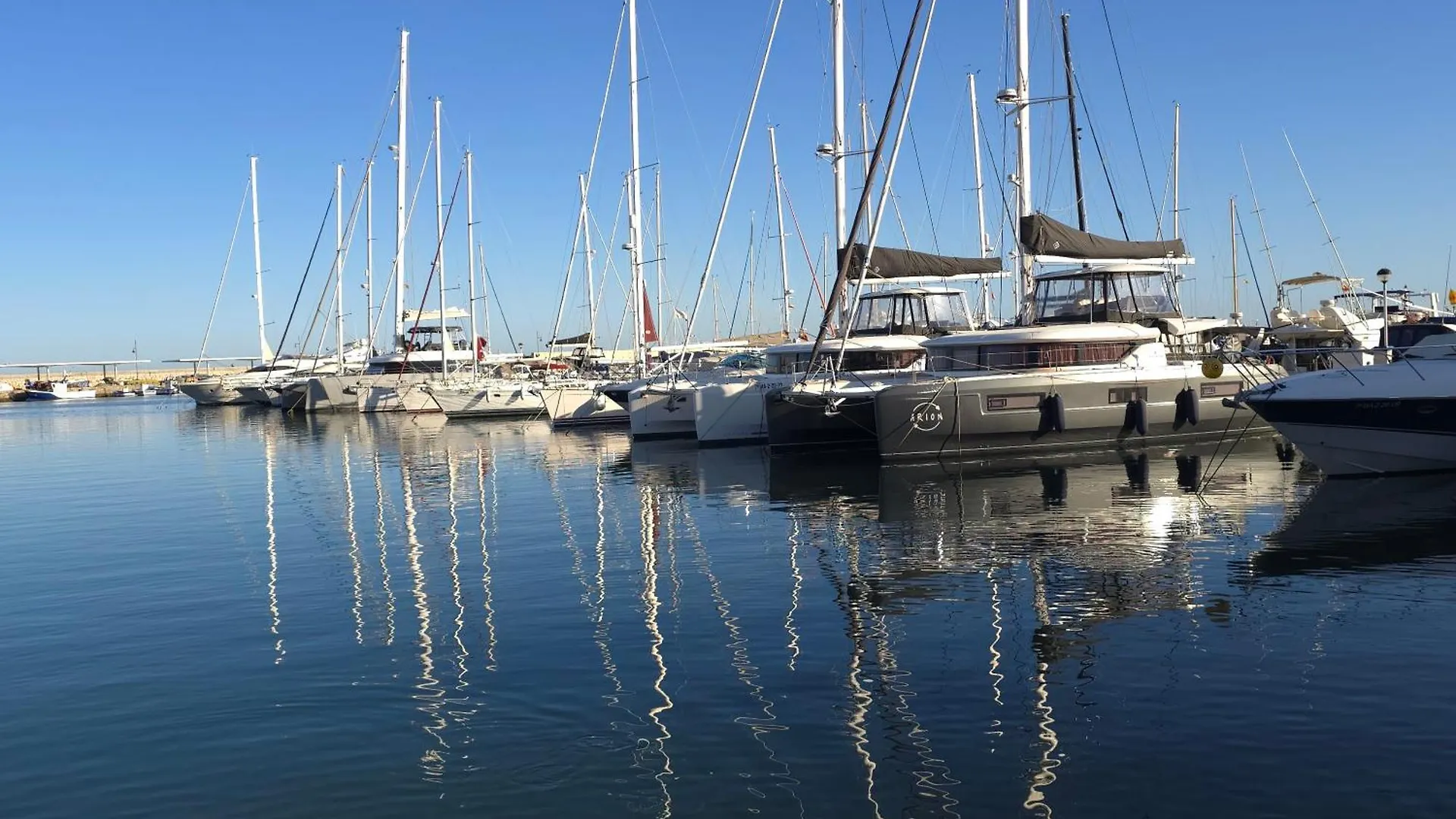 Superior Golf And Holiday Penthouse In Costa Del Sol Εστεπόνα 0*,  Ισπανία